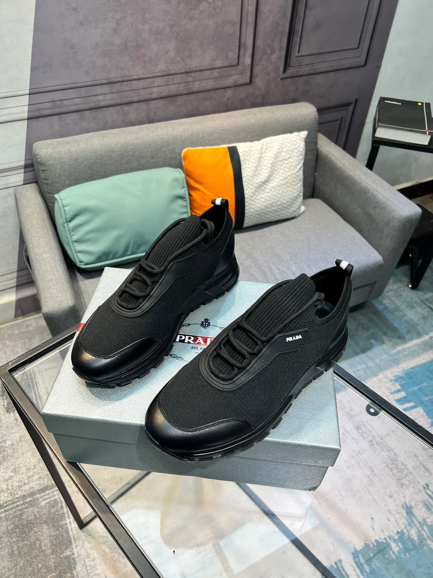 Men's shoes 💰500 PRADA "Prada" casual shoes Regular size: 38-44 (45 can be customized) Product material: Selected cowhide with fly weave material, genuine leather lining, original outsole